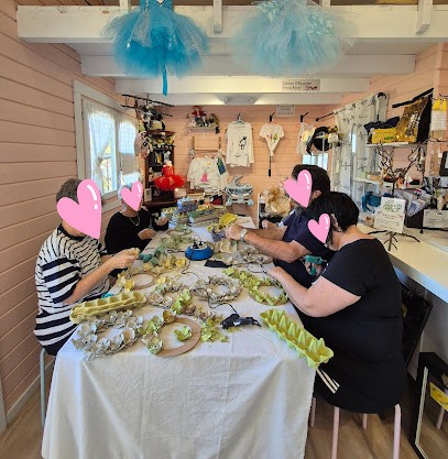 Le Petit Chalet Boutique De Créateurs, Boutique de Cadeaux à Tanneron