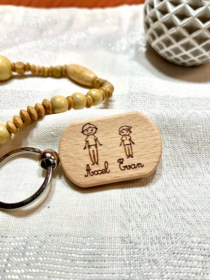 Mahon création - Idées cadeaux personnalisés en bois, Boutique de Cadeaux à Cartigny