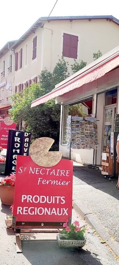 La Cabrette, Boutique de Cadeaux à Saint-Nectaire