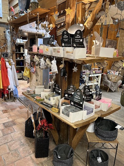 Le Patio De La Belle, Boutique de Cadeaux à Rigny-Ussé
