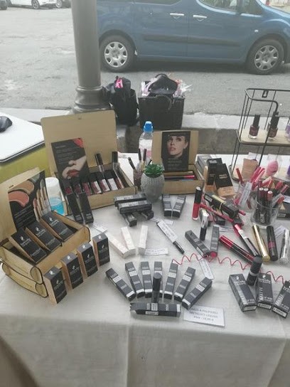 La boutique INSTANT COULEUR de MARTINE BAQUÉ, Boutique de Cadeaux au Fousseret