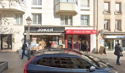 Bazar De La Coupole, Boutique de Cadeaux à Suresnes