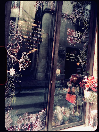 Magasin Général Boutique De Cadeaux à Montpellier