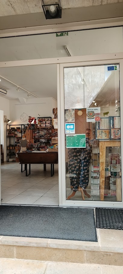 La Ronde Des Createurs, Boutique de Cadeaux à Turenne