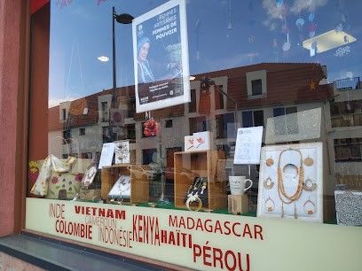 Artisans du Monde Saverne, Boutique de Cadeaux à Saverne