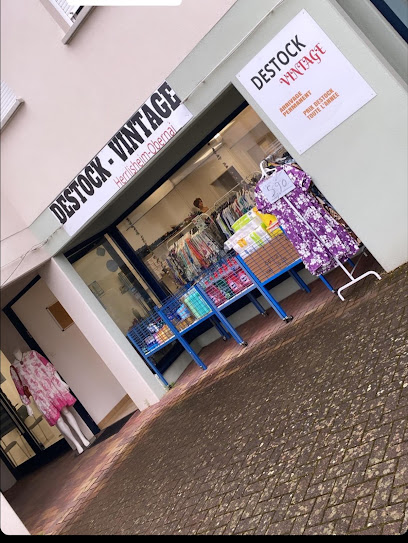 Destock-Vintage Herrlisheim, Boutique De Cadeaux à Herrlisheim