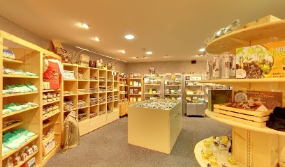 Boutique Auvergne à Vulcania, Boutique de Cadeaux à Saint-Ours