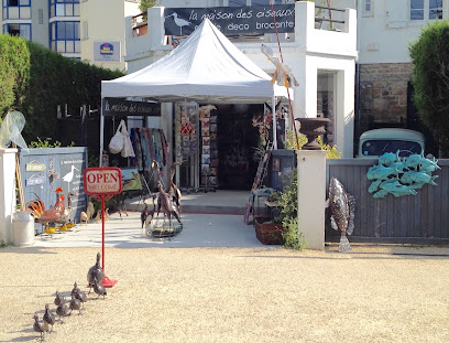 La Maison Des Oiseaux Boutique De Cadeaux à Carnac