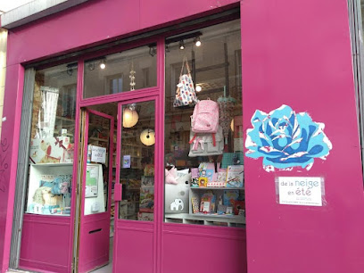 De La Neige En Été Boutique De Cadeaux à Paris 20