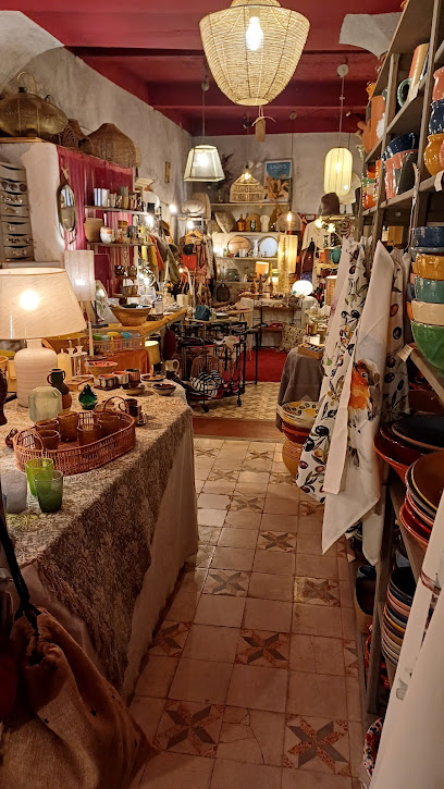 La Table De Margot Boutique De Cadeaux à Lauris