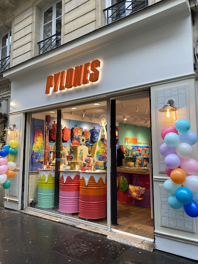 Pylones Boutique De Cadeaux à Paris 07